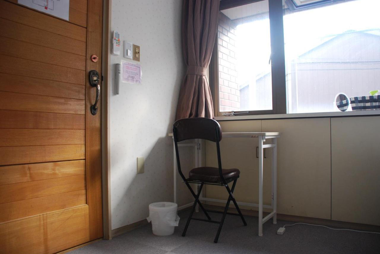 Tiny Guesthouse Umekoji 梅小路 Kyoto Luaran gambar